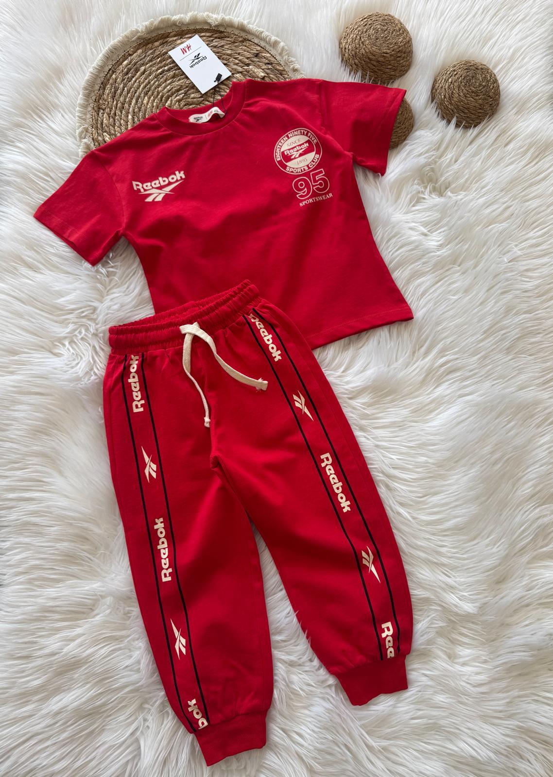 Reebok baskılı jogger takım