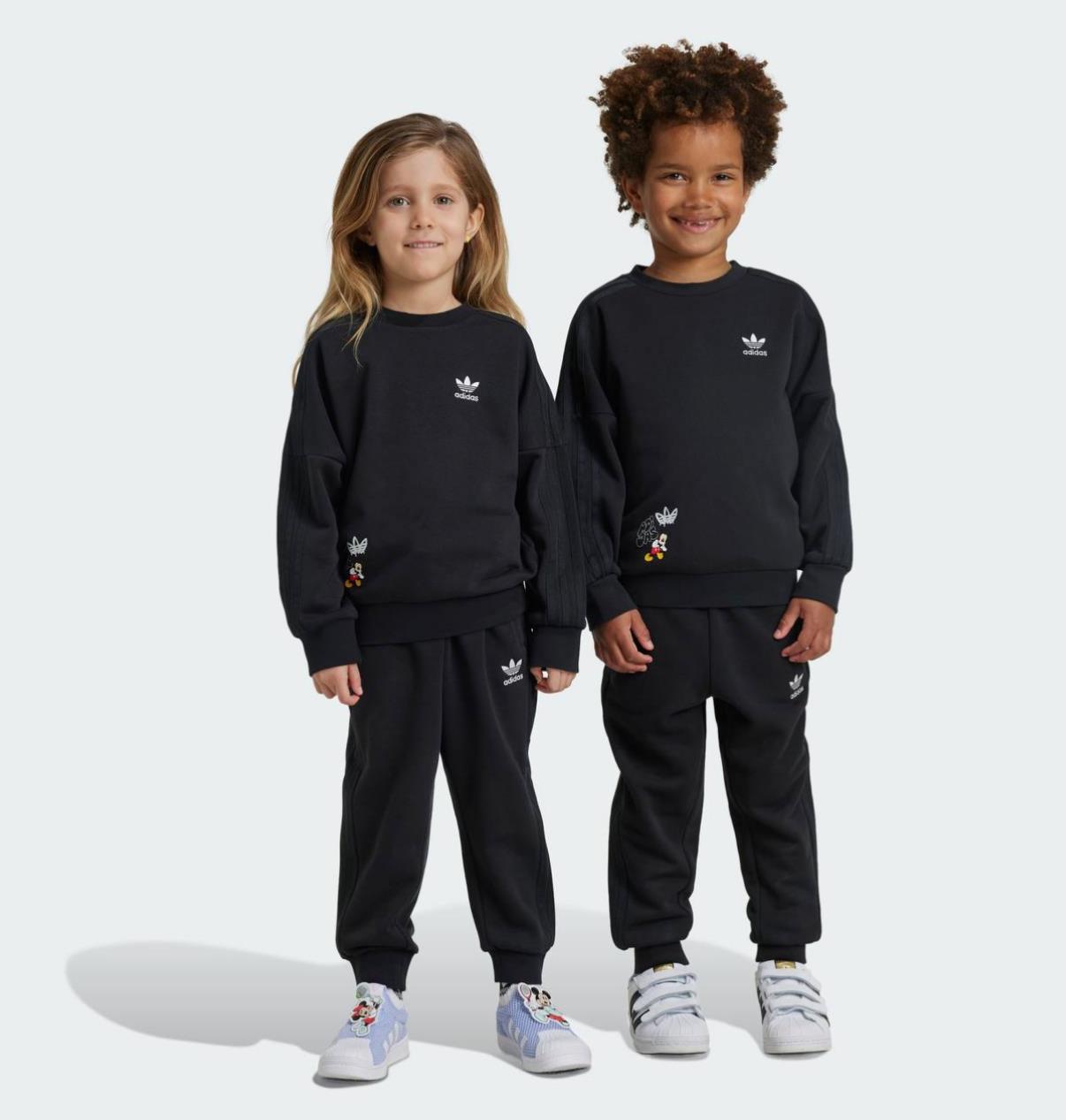 Siyah  baskılı ünisex  takım 