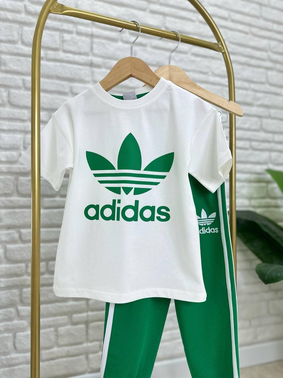Yeşil Adidas takım