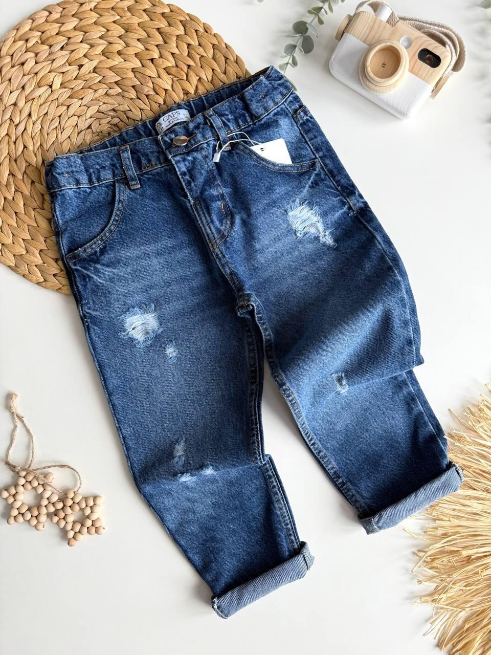 Yırtık detay jean
