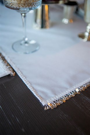 elegant-runner