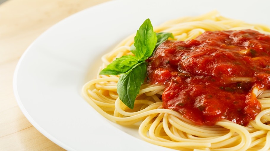 Domates Soslu Spagetti