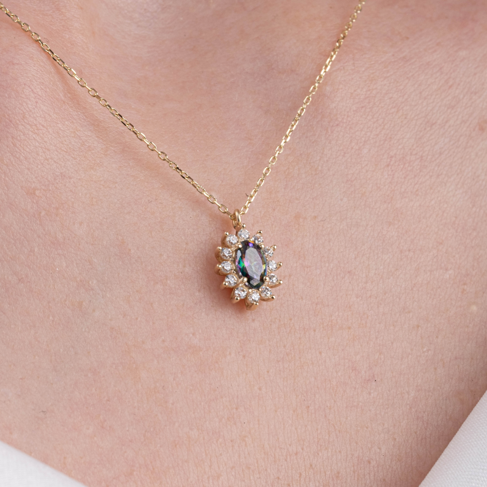 FasekGoldGÜMÜŞ0,95 CT Aleksandrıt 0,25 CT Pırlanta (Signity) Taşlı Anturajlı Vintage 925 Ayar Gümüş Tasarım Kolye