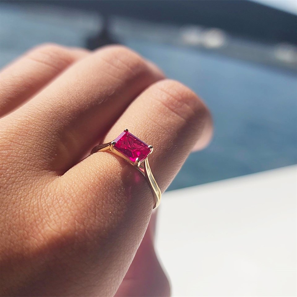 1.10 Karat Ruby Taşlı Octagon Pırlanta Montörü 925 Ayar Gümüş Evlilik Teklifi Yüzüğü