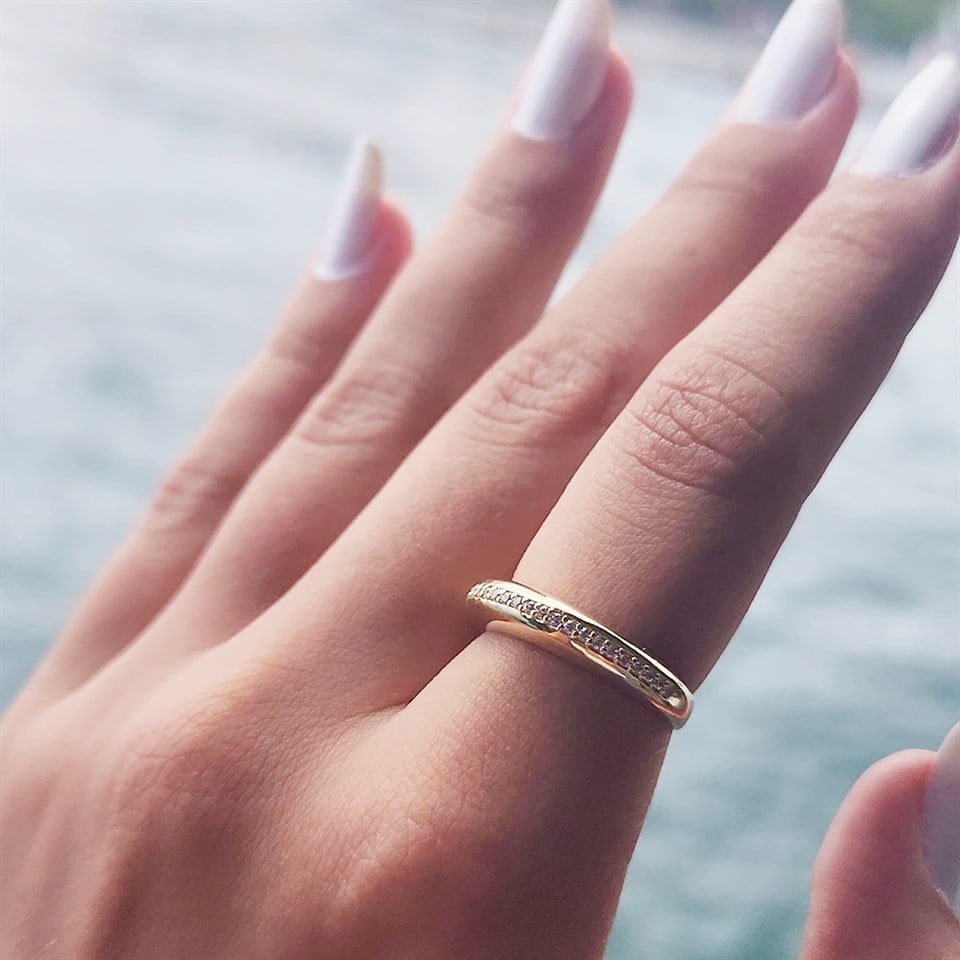 Bombeli Sıra Taşlı Signity Swarovski 925 Ayar Gümüş Alyans