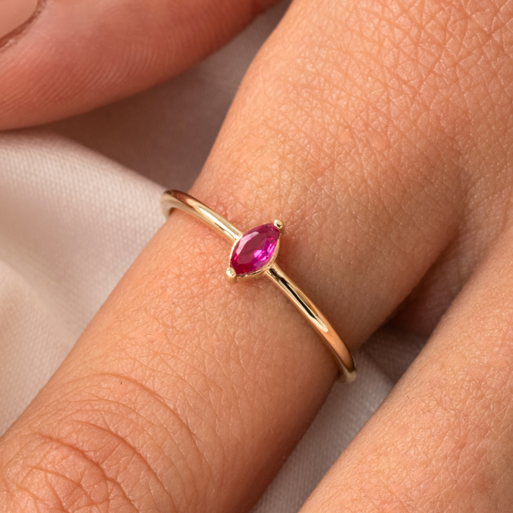 FasekGoldYÜZÜKLERAltın Yüzük - Markiz Ruby Taşlı Minimal Tasarım Tektaş Kadın 14 Ayar Altın Yüzük