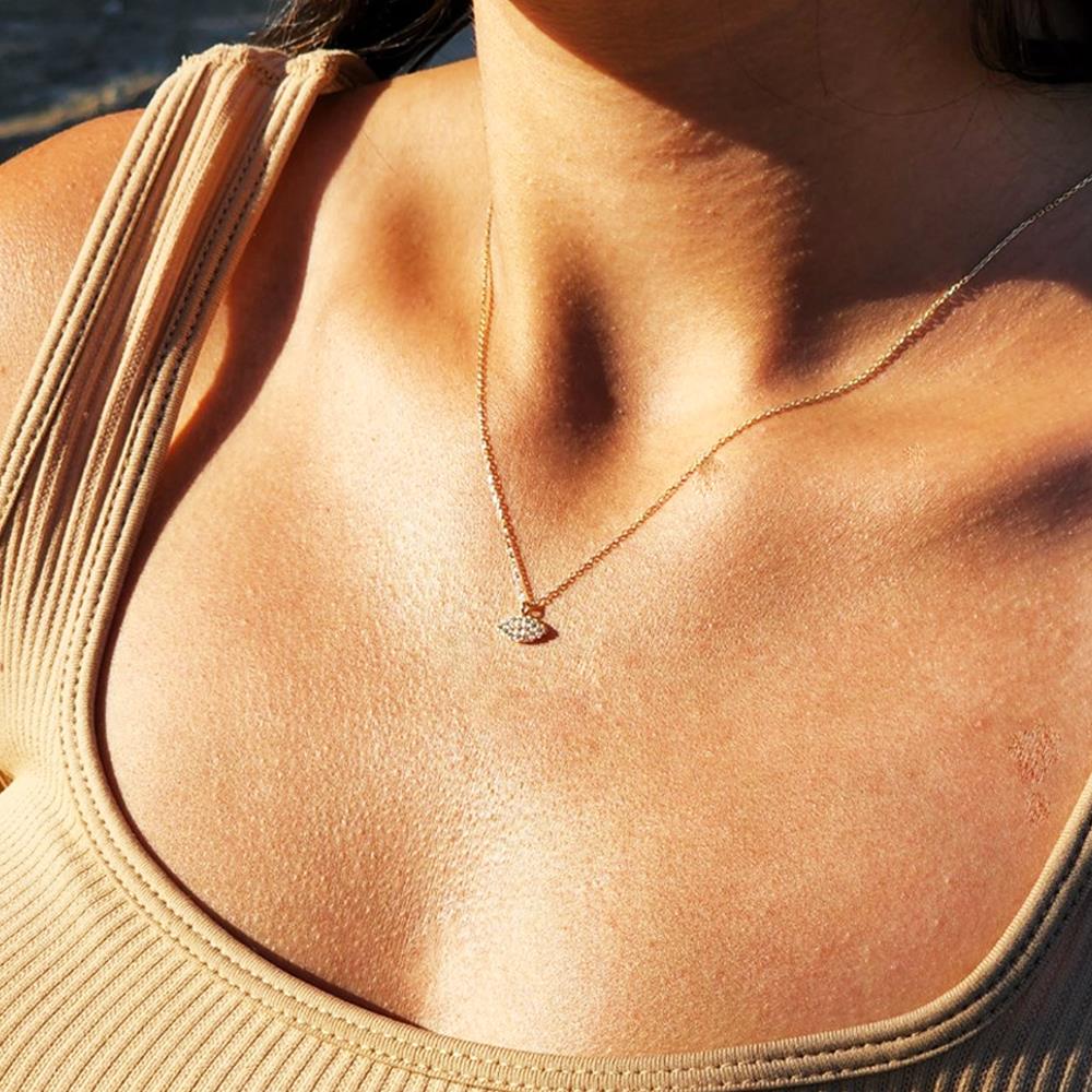 FasekGoldKOLYELERMekik Formda 0.20 CT Pırlanta (Signty) Taşlı Tasarım Gündelik Spor Formda Tarz 14 Ayar Altın Kolye