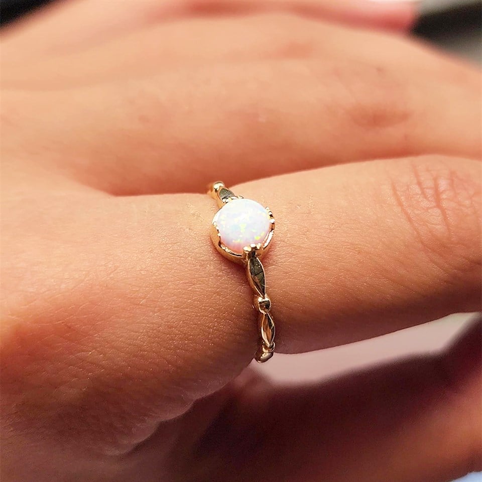Opal Taşlı Modern 925 Ayar Gümüş Tek Taş Evlilik Teklifi Yüzüğü