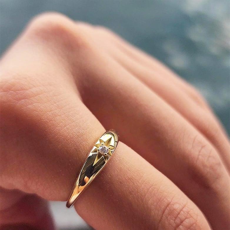 FasekGoldYÜZÜKLERAltın Yüzük - 14 Ayar Altın Kuzey Yıldızı Swarovski Taşlı Minimal Yüzük - Minimal, Tektaş Altın Yüzük