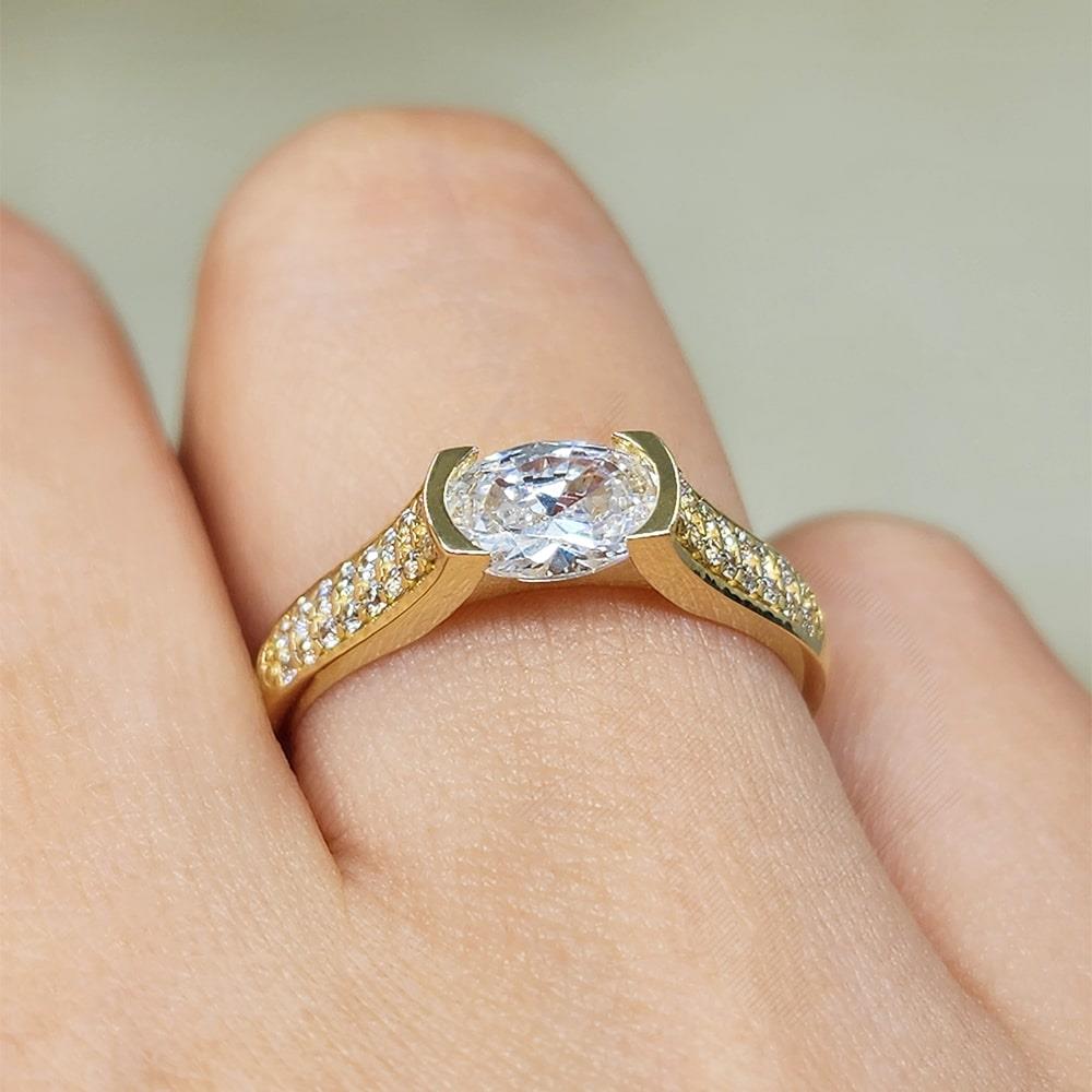 FasekGoldYÜZÜKLERTektaş Altın Yüzük - 14 Ayar Altın Oval Swarovski Taşlı Tek Taş Evlilik Teklifi Yüzüğü