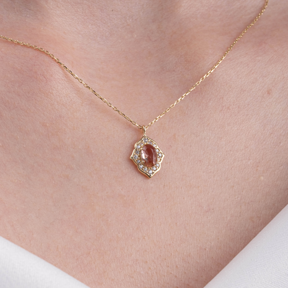 FasekGoldKOLYELERVintage Zultanit Taşlı Minimal Tarz Tasarım 14 Ayar Doğal Taşlı Altın Kolye