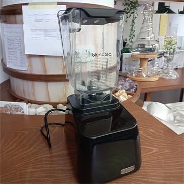 2. El Blendtec - Designer 650 Blender,3 hp,1560W,WildSide+ - D650D0501A1A-EUA1AP1