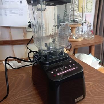 2. El Blendtec - Designer 650 Blender,3 hp,1560W,WildSide+ - D650D0501A1A-EUA1AP1