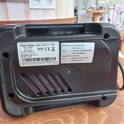 2. El Blendtec - Designer 650 Blender,3 hp,1560W,WildSide+ - D650D0501A1A-EUA1AP1