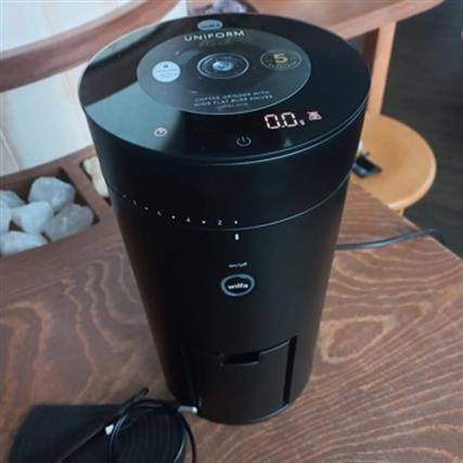 Wilfa - Uniform+ 58mm Flat Dişli Tartılı Kahve Öğütücü - Siyah - WSFBS-200B