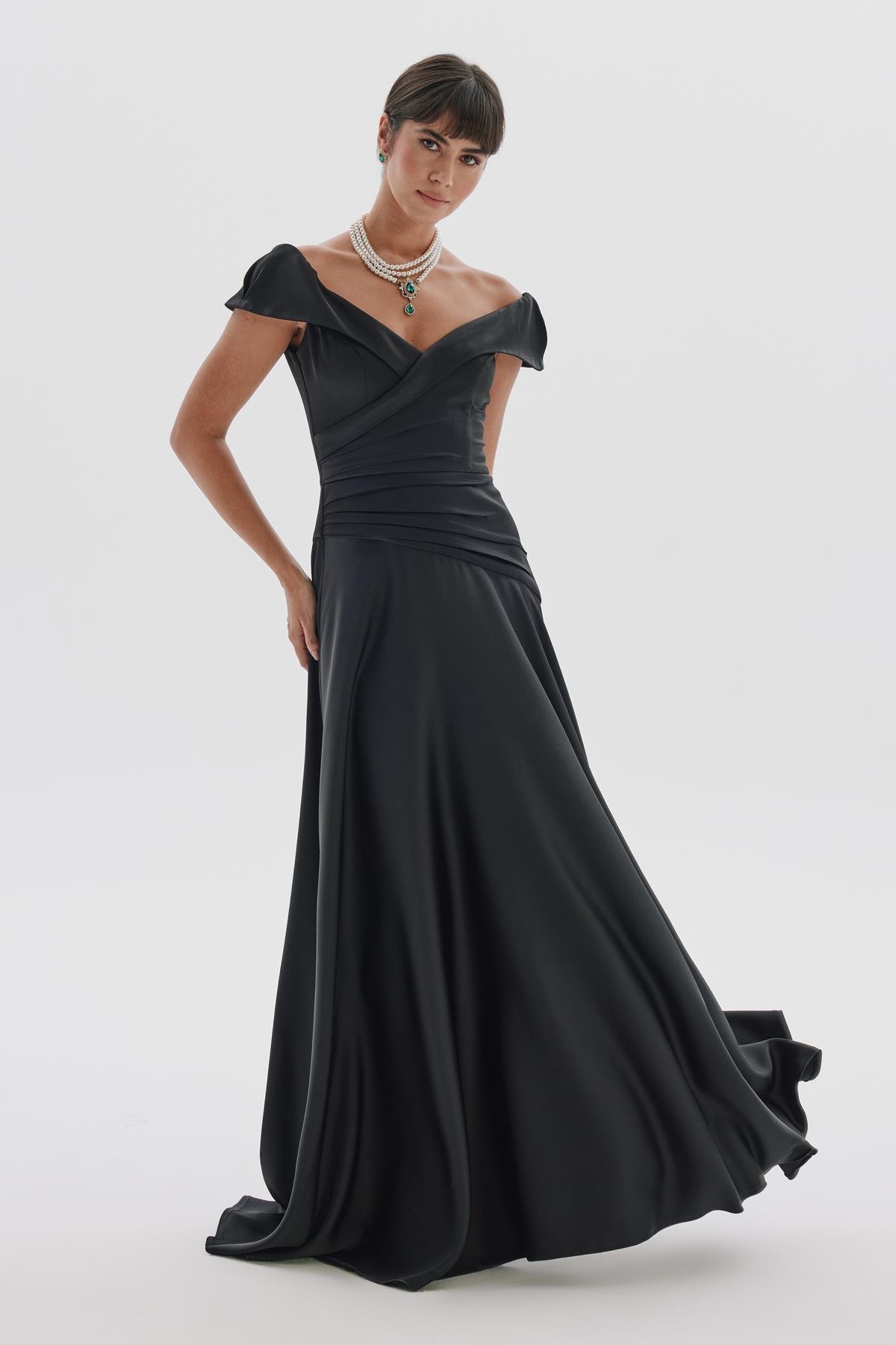 Lydia Dress Black-Modalody-Plus Size Evening Gowns