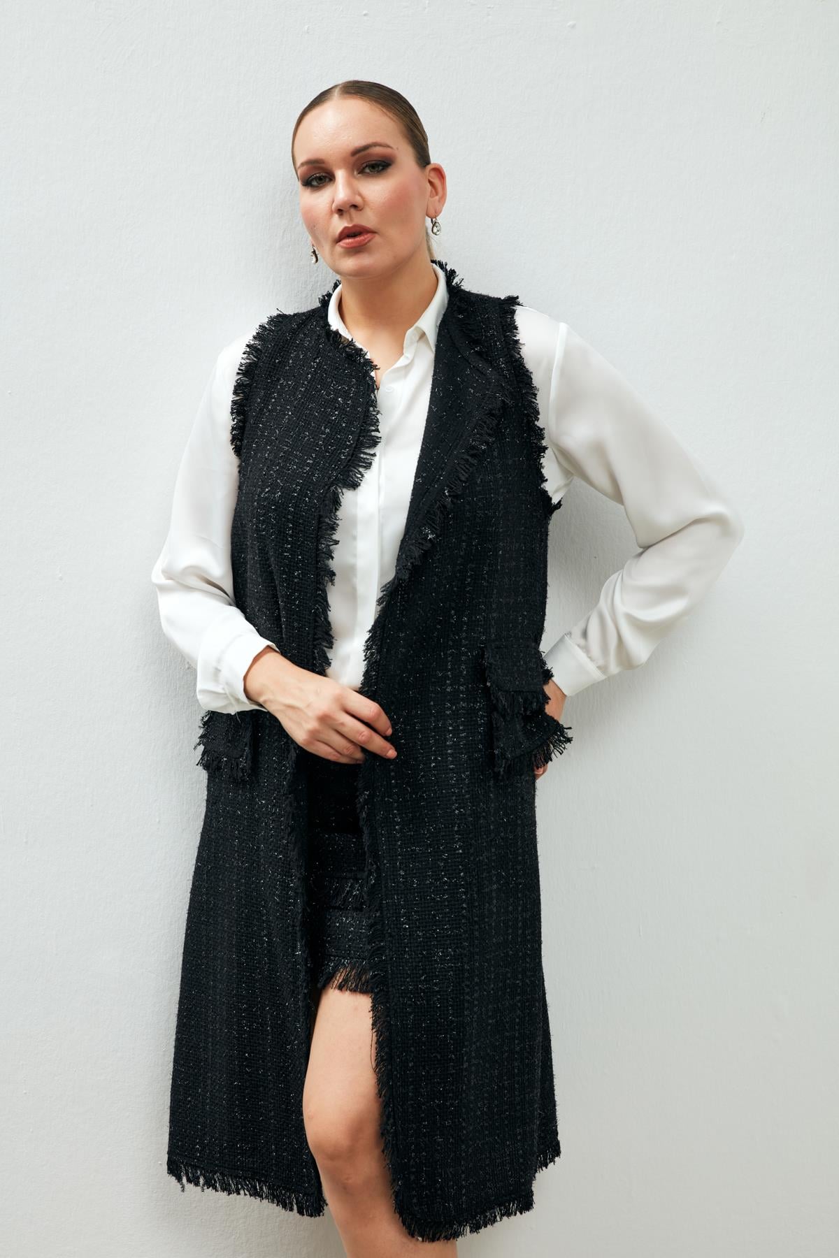 Michel Skirt Black - Tweed tasseled mini skirt | Skirt | Modalogy