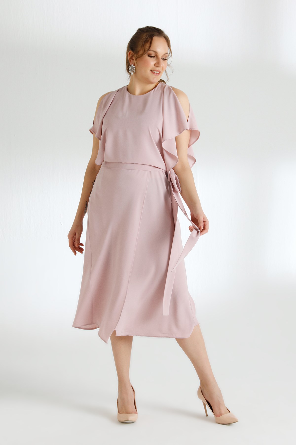 Nourai Dress Pink - low-cut pink dress I Dress I Modalogy