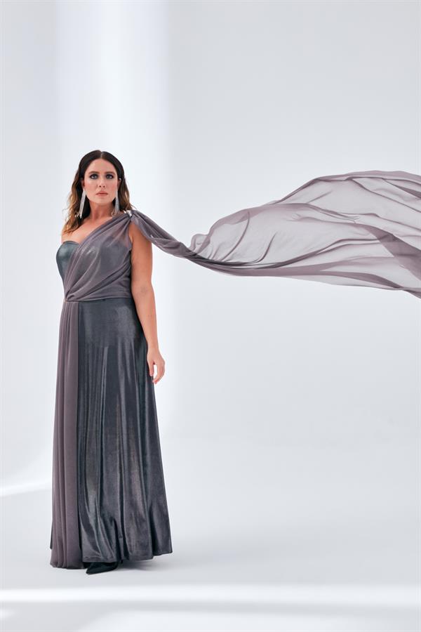 Debut olivia maxi clearance dress