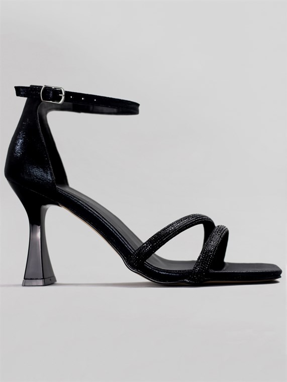 Beety Kadın İnce Topuklu Bilekten Bağlamalı Abiye Ayakkabı-Siyah