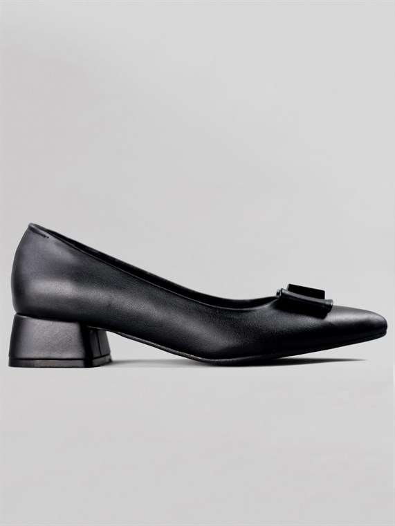 Beety Kadın Siyah Kalın Alçak Topuk Klasik Ayakkabı-Siyah
