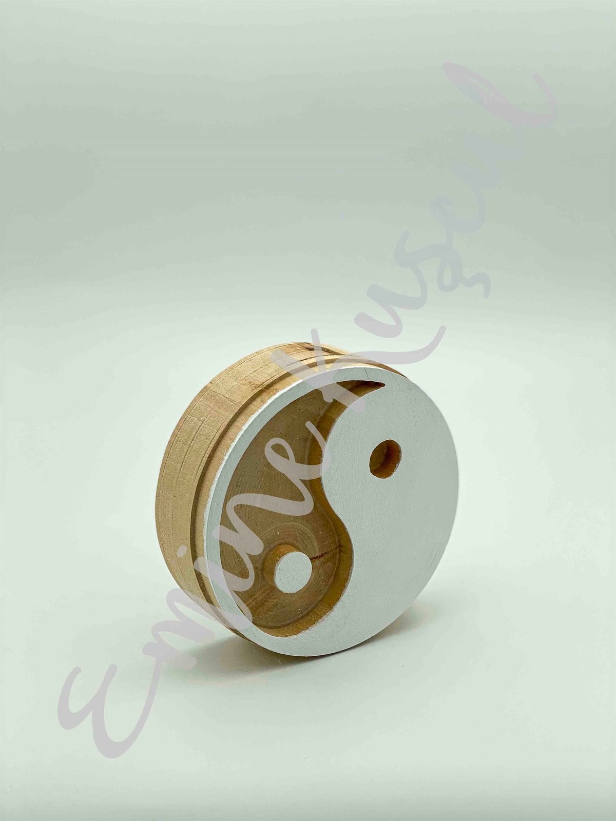 698 Ying Yang