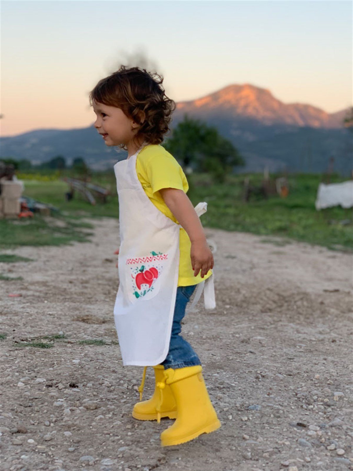 Çocuk Önlüğü 8-12 Yaş