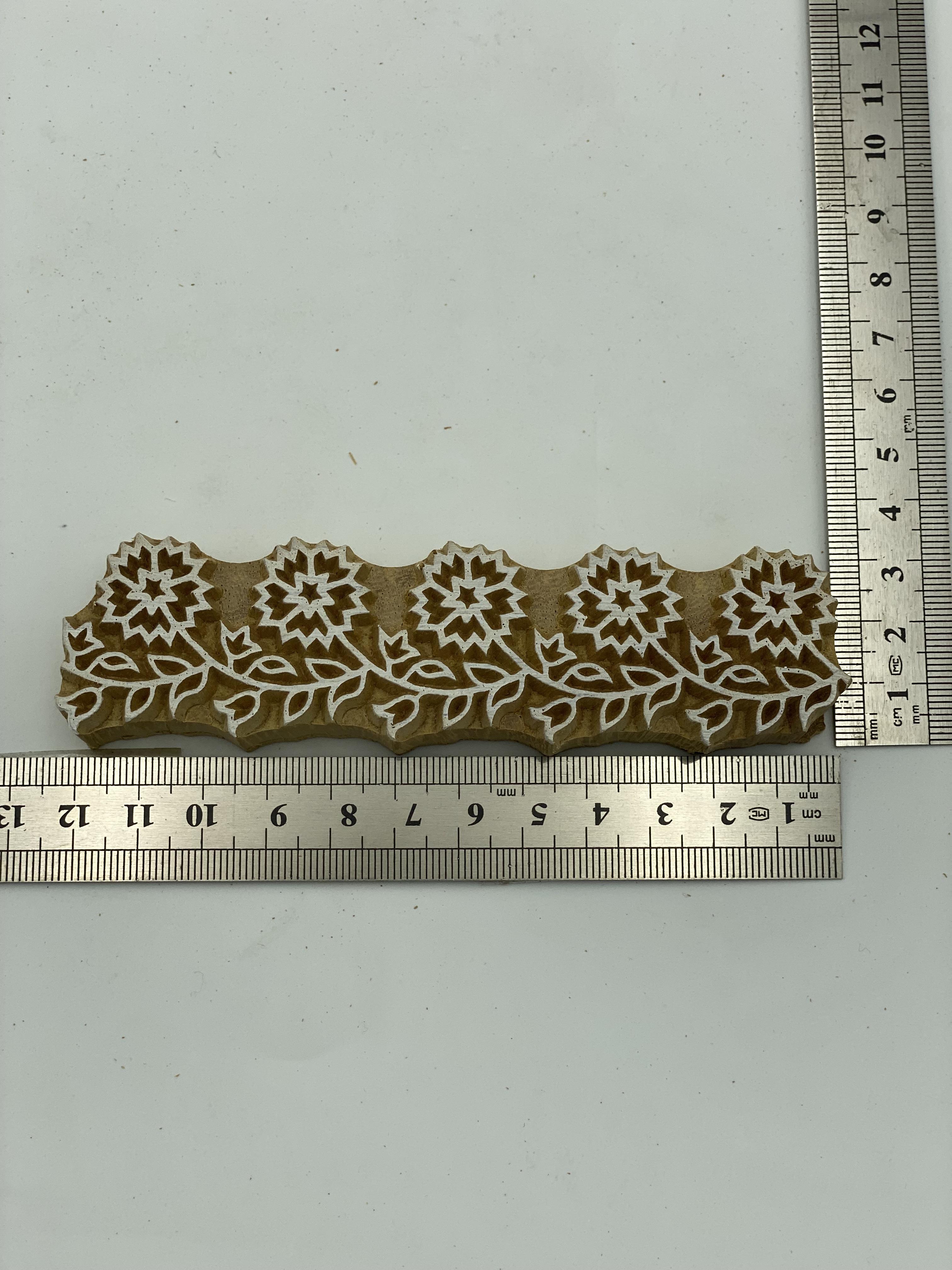 Mini Çiçek Suyolu Tahta Baskı Kalıbı 676 - EmicraftMini Çiçek Suyolu Tahta Baskı Kalıbı 676Mini Suyolu Modeller