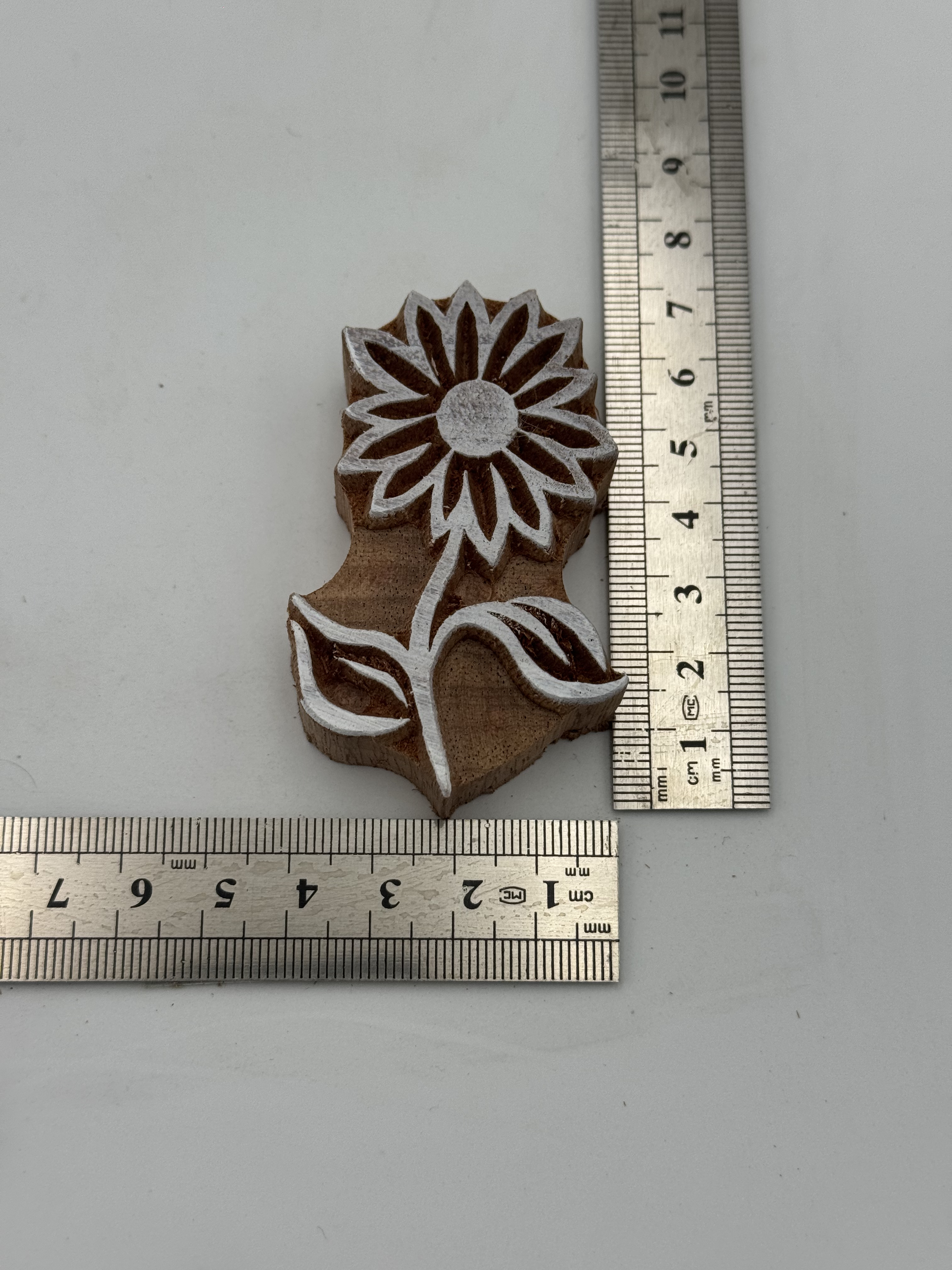 Mini Çiçek Tahta Baskı Kalıbı 536 - EmicraftMini Çiçek Tahta Baskı Kalıbı 536Mini Çiçek ve Yaprak Modeller