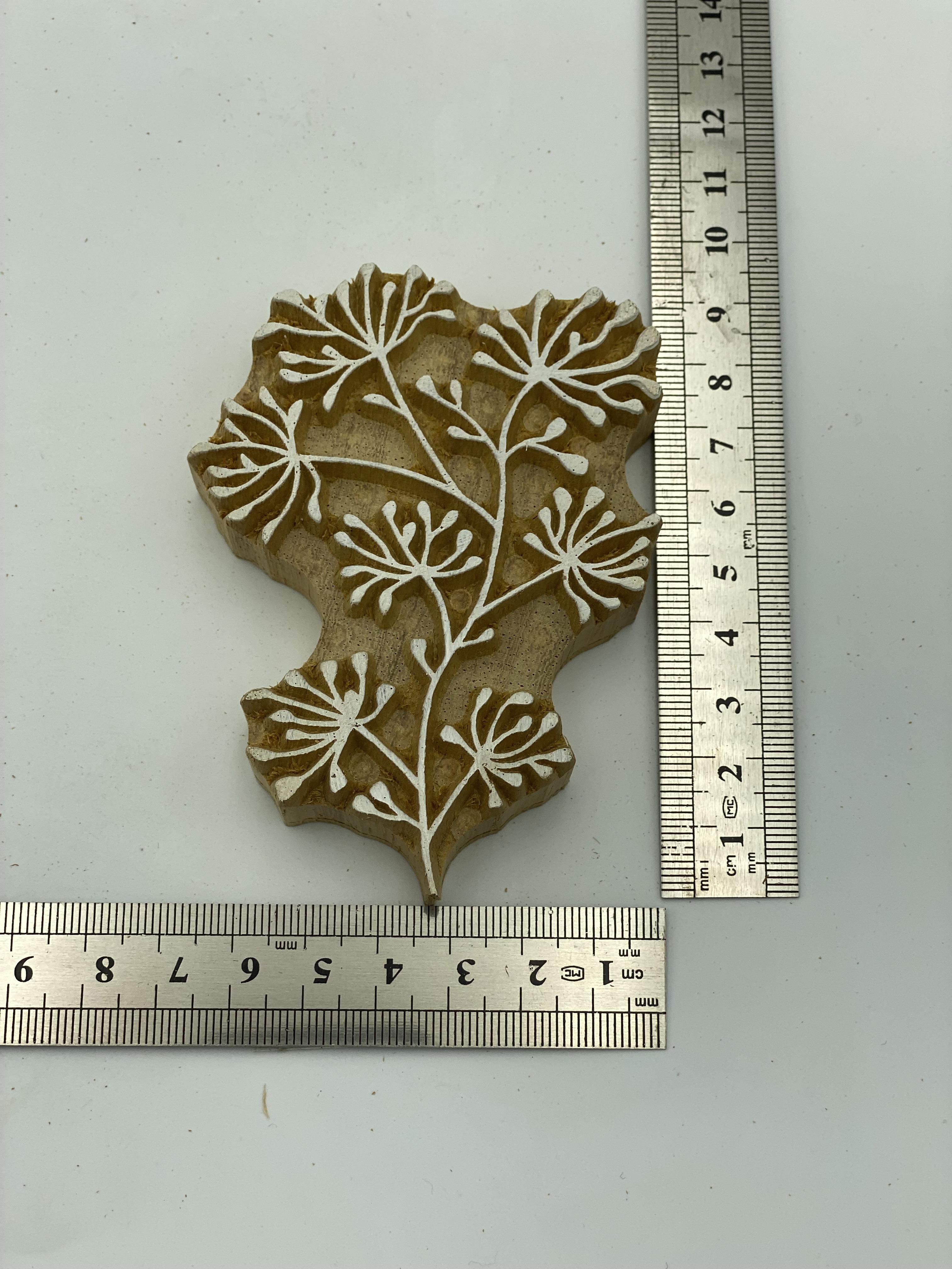 Mini Dallar Tahta Baskı Kalıbı 667 - EmicraftMini Dallar Tahta Baskı Kalıbı 667Mini Çiçek ve Yaprak Modeller