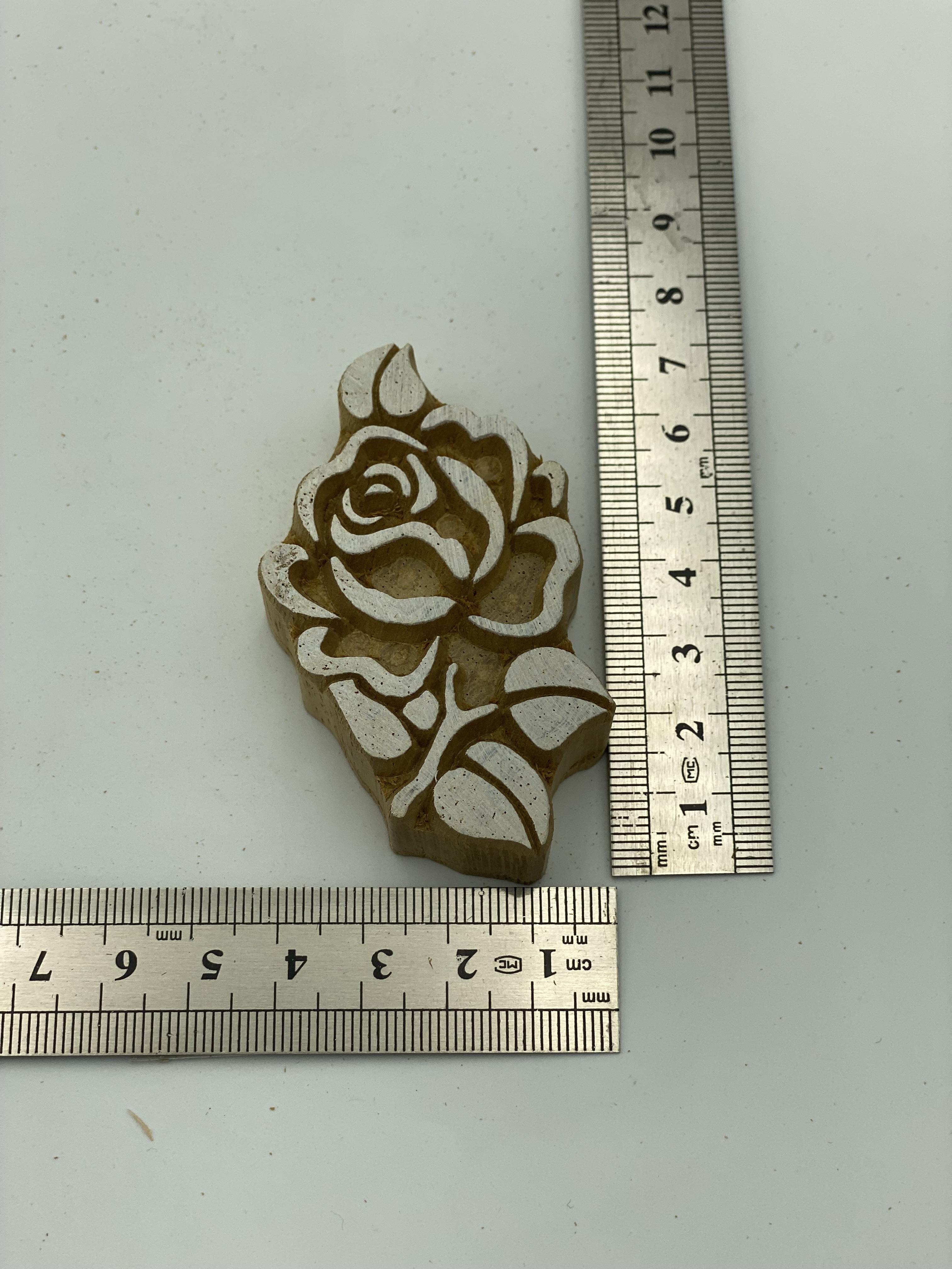 Mini Gül Tahta Baskı Kalıbı 668 - EmicraftMini Gül Tahta Baskı Kalıbı 668Mini Çiçek ve Yaprak Modeller