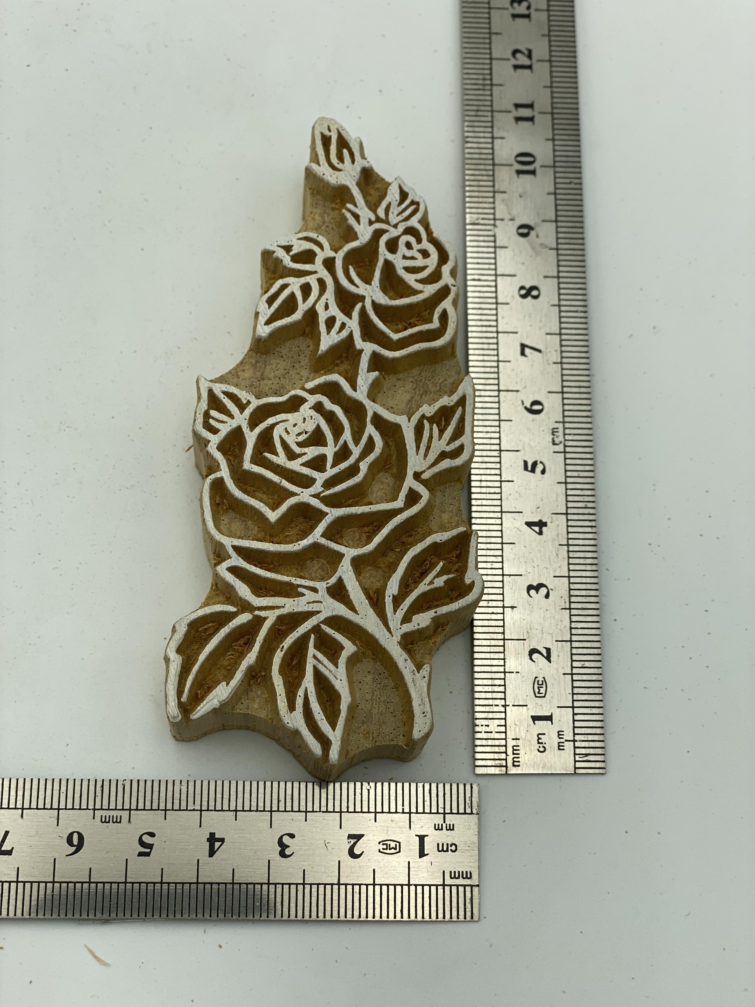 Mini Güller Tahta Baskı Kalıbı 360 - EmicraftMini Güller Kalıbı Tahta Baskı Kalıbı 360Mini Çiçek ve Yaprak Modeller