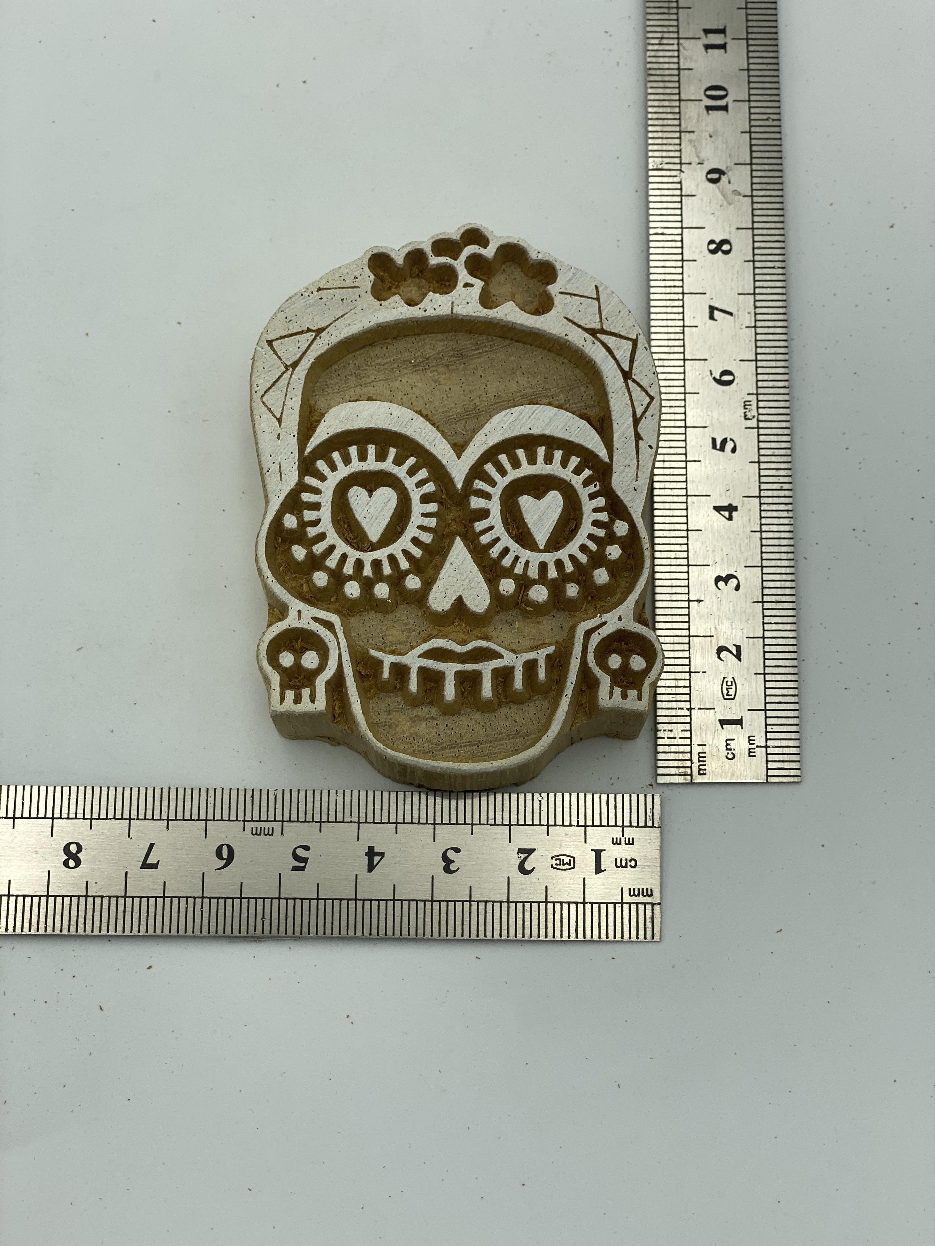 Mini Süslü Kurukafa Tahta Baskı Kalıbı 593 - EmicraftMini Süslü Kurukafa Tahta Baskı Kalıbı 593Mini Genel Modeller