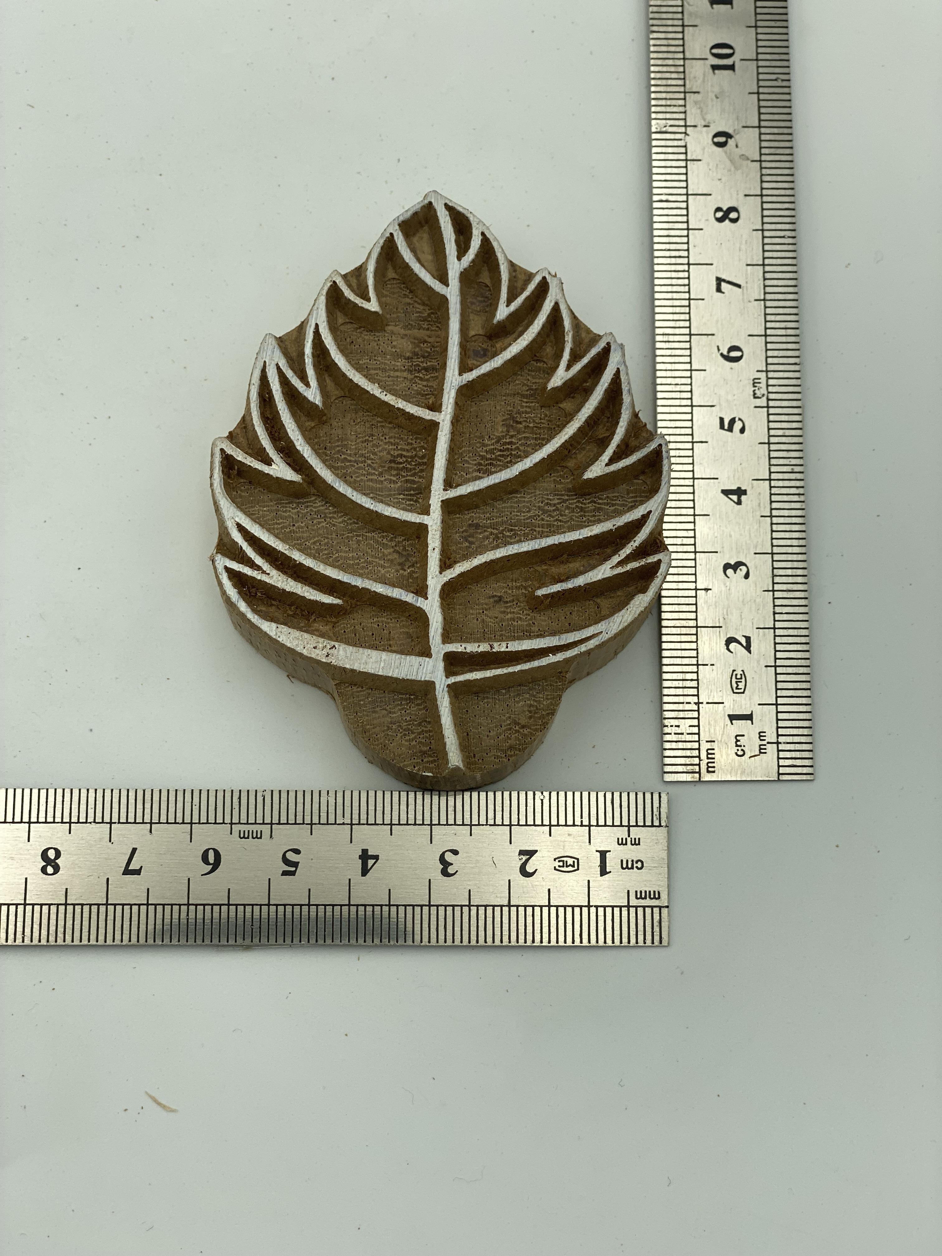 Mini Yaprak Tahta Baskı Kalıbı 1006 - EmicraftMini Yaprak Tahta Baskı Kalıbı 1006Mini Çiçek ve Yaprak Modeller