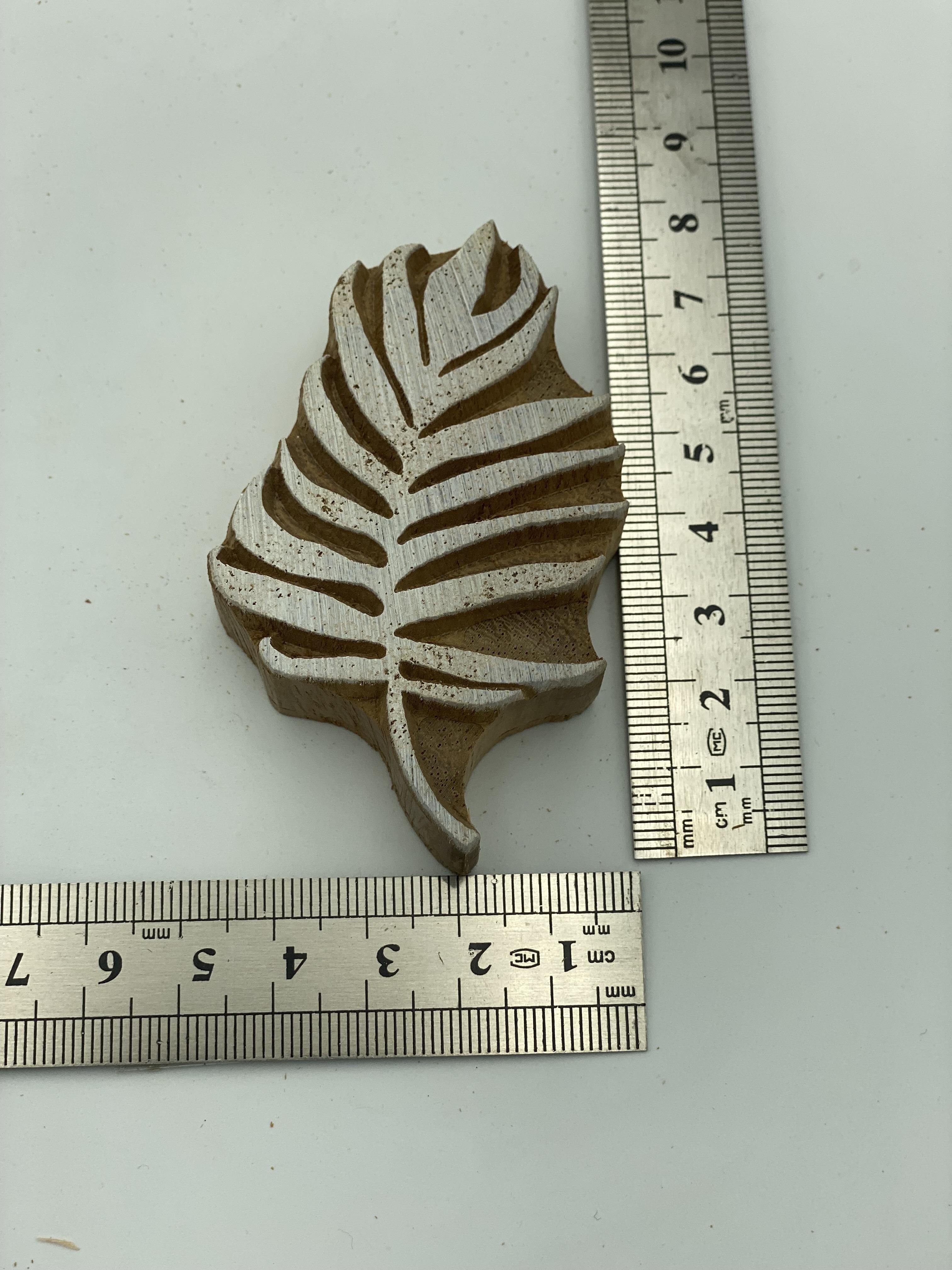 Mini Yaprak Tahta Baskı Kalıbı 995 - EmicraftMini Yaprak Tahta Baskı Kalıbı 995Mini Çiçek ve Yaprak Modeller