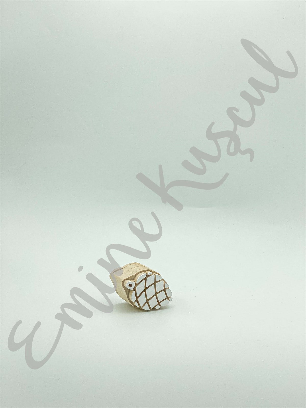 1216 small cones
