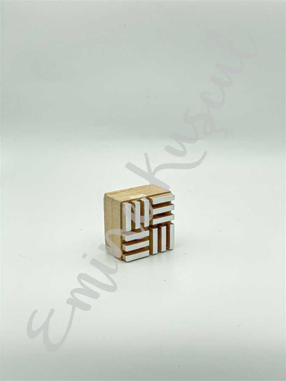 1225 square dashes