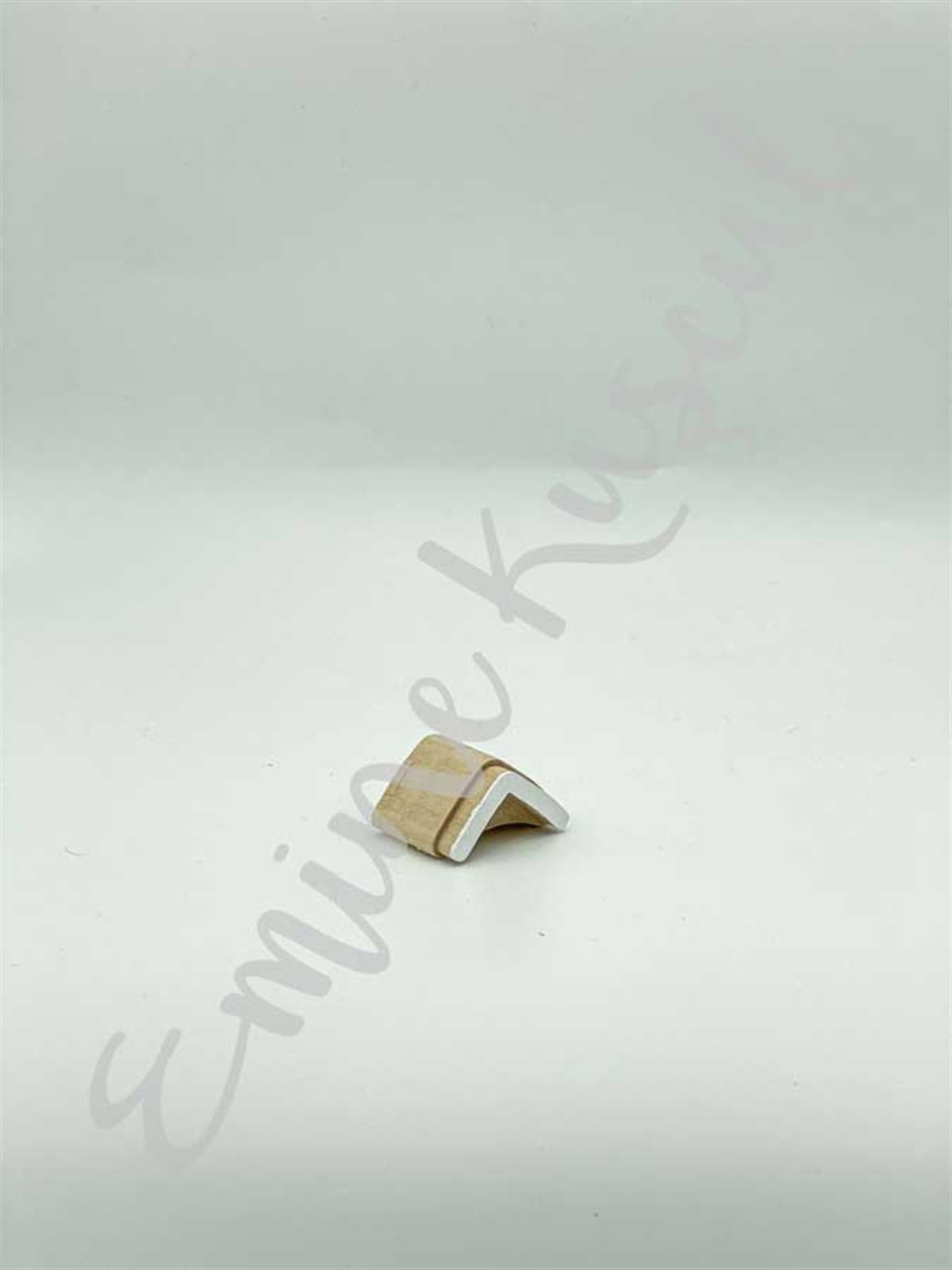 1258 single brackets