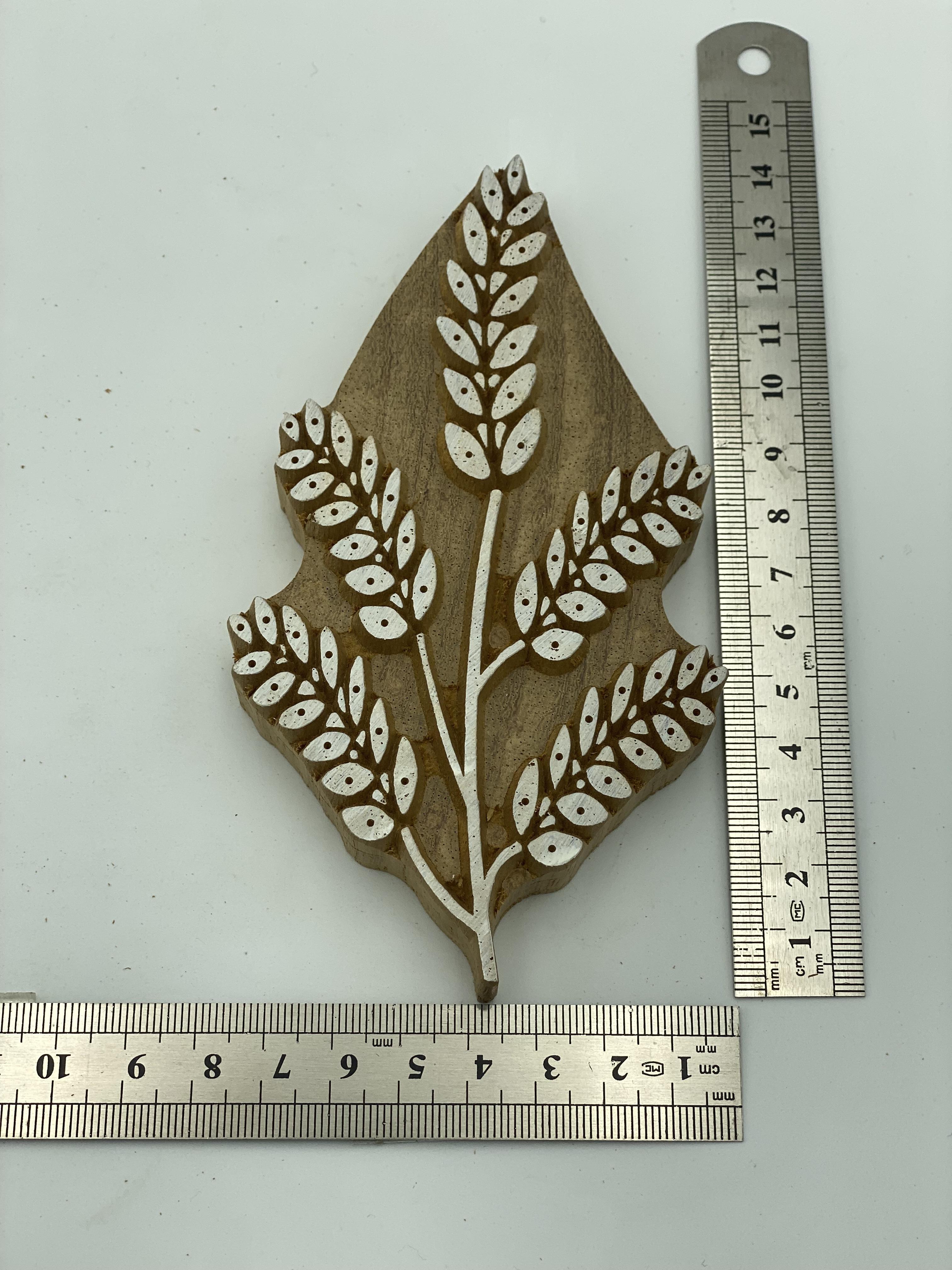 Mini Başak Tahta Baskı Kalıbı 18 - EmicraftMini Başak Kalıbı Tahta Baskı Kalıbı 18Mini Çiçek ve Yaprak Modeller