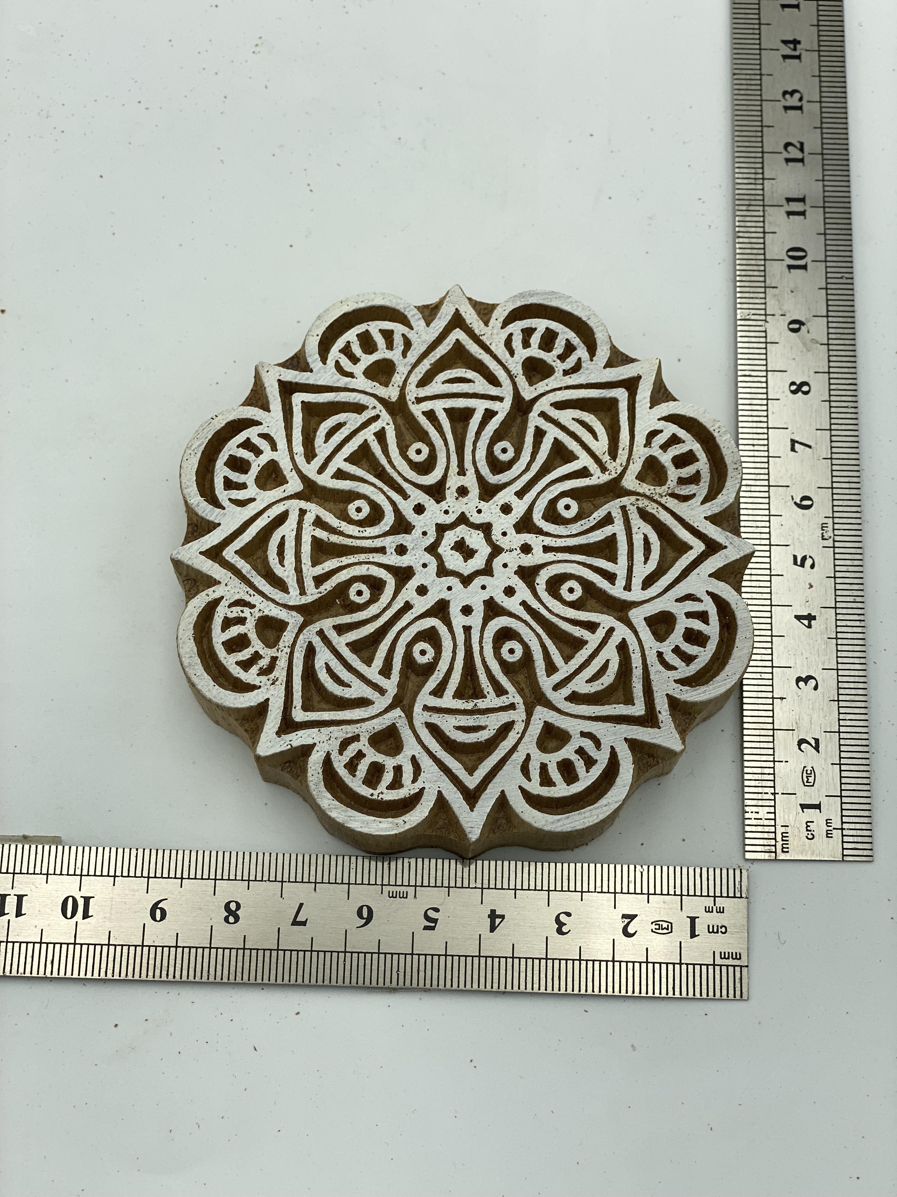 Mini Çini Mandala Tahta Baskı Kalıbı 520 - EmicraftMini Çini Mandala Tahta Baskı Kalıbı 520Mini Göbek Modeller