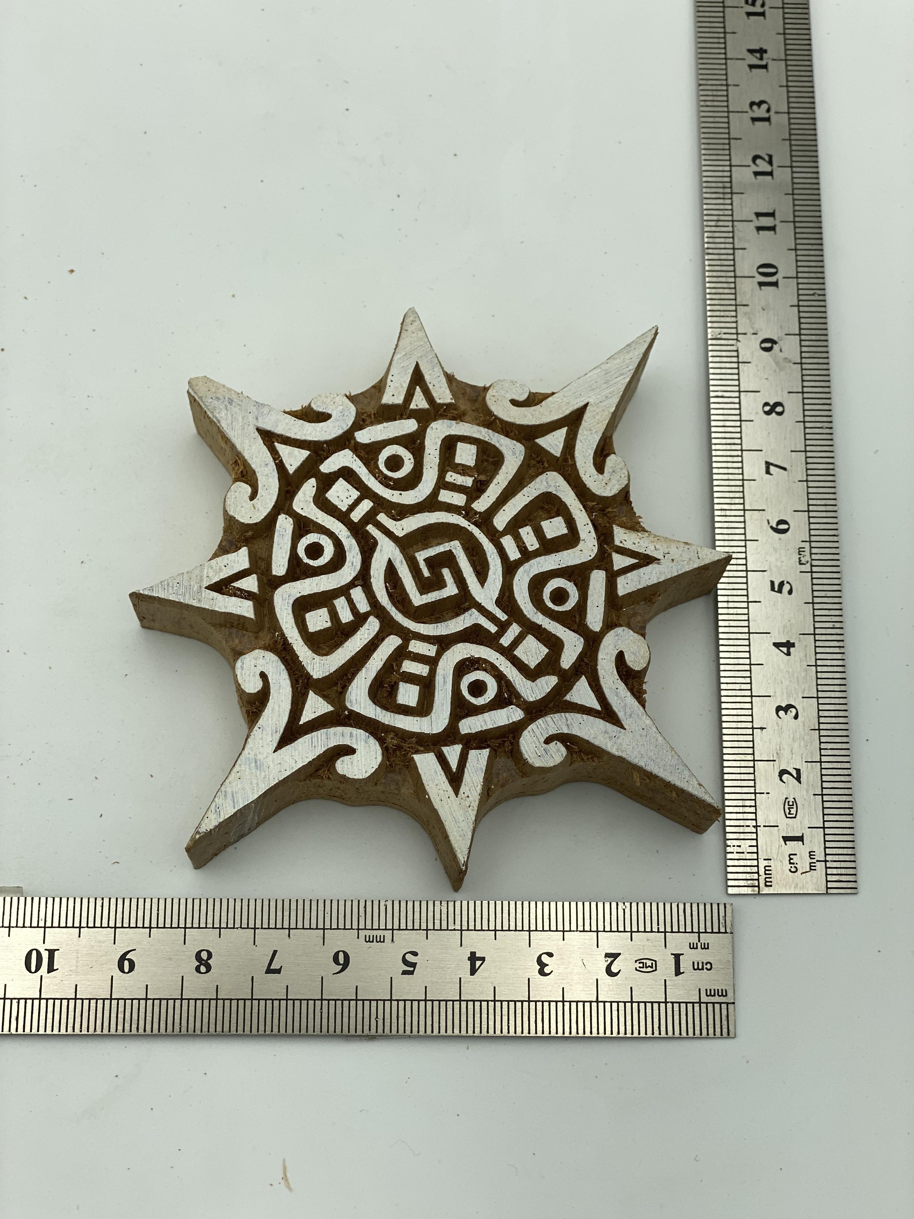 Mini Pagan Güneşi Tahta Baskı Kalıbı 563 - EmicraftMini Pagan Güneşi Tahta Baskı Kalıbı 563Mini Mitolojik Modeller