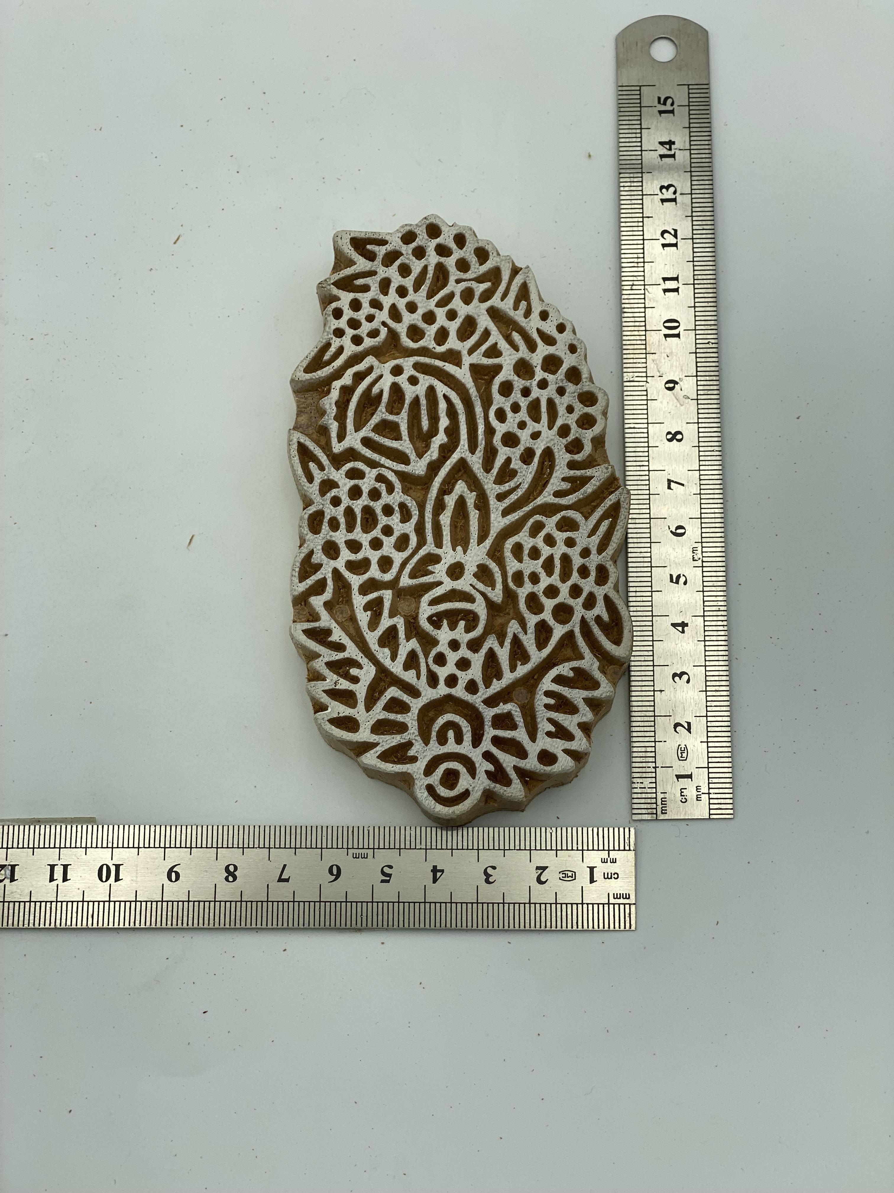 Mini Yazma Çiçek Tahta Baskı Kalıbı 195 - EmicraftMini Yazma Çiçek Tahta Baskı Kalıbı 195Mini Geleneksel Modeller