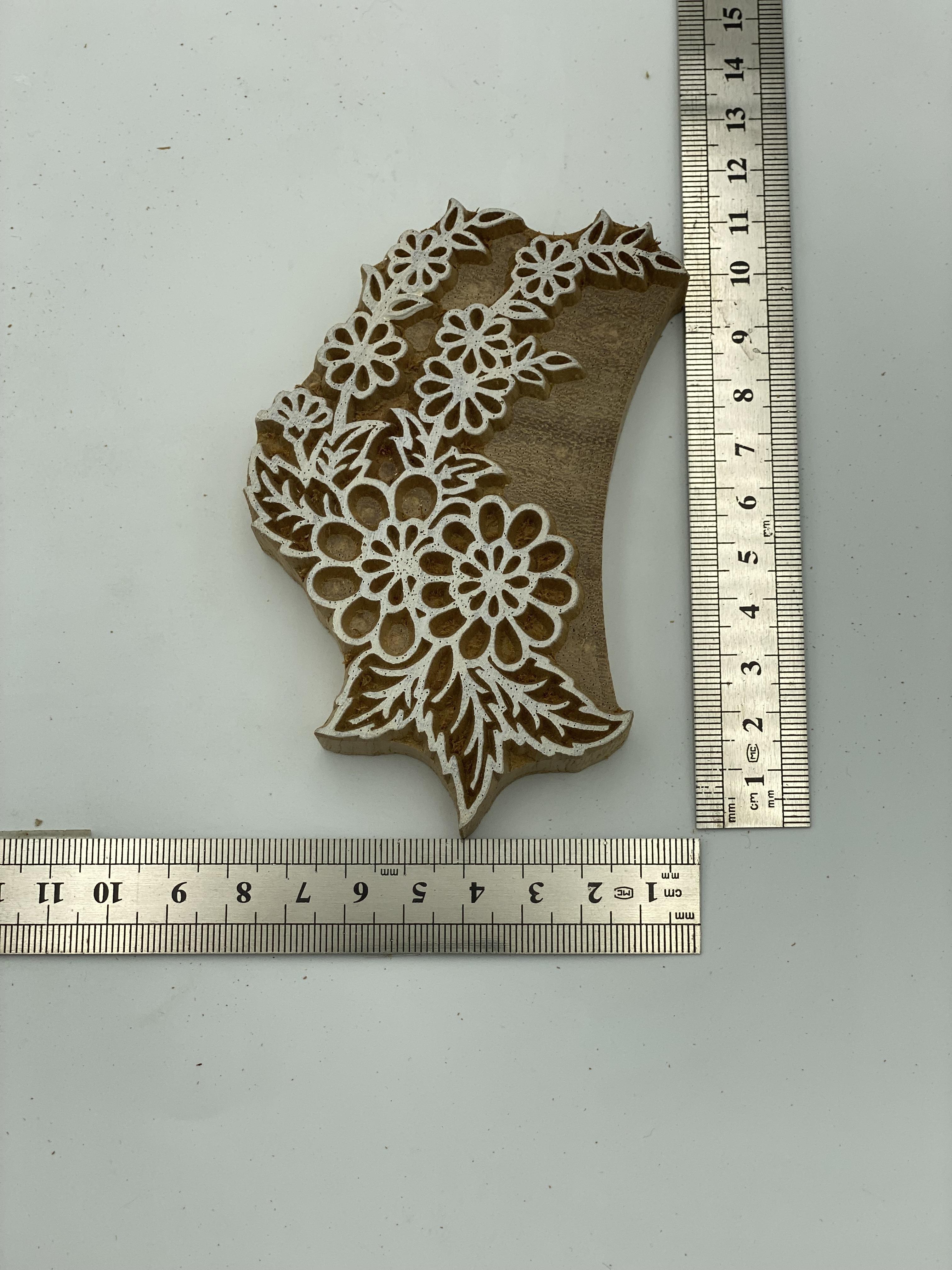 Mini Yazma Çiçek Tahta Baskı Kalıbı 211 - EmicraftMini Yazma Çiçek Tahta Baskı Kalıbı 211Mini Geleneksel Modeller