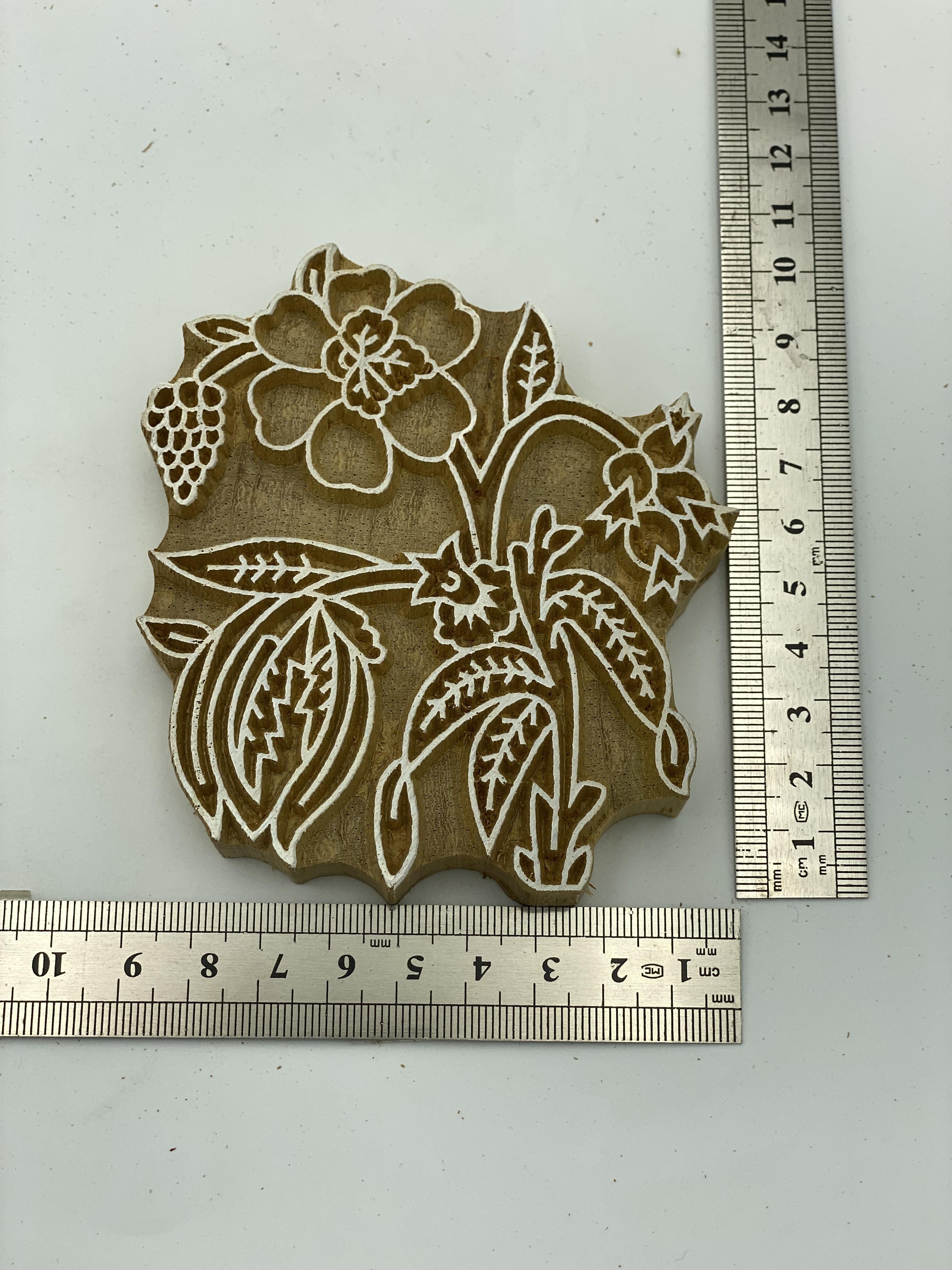 Mini Yazma Çiçek Tahta Baskı Kalıbı 850 - EmicraftMini Yazma Çiçek Tahta Baskı Kalıbı 850Mini Geleneksel Modeller