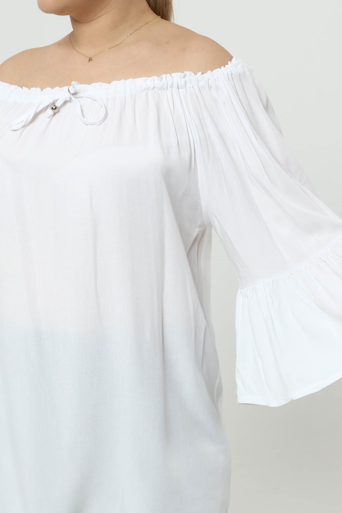 Yakası Lastikli Volankol Büyük Beden Tunik Beyaz