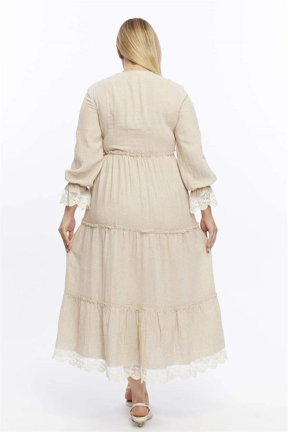 Çizgili Müslin Dantel Detaylı Elbise Bej