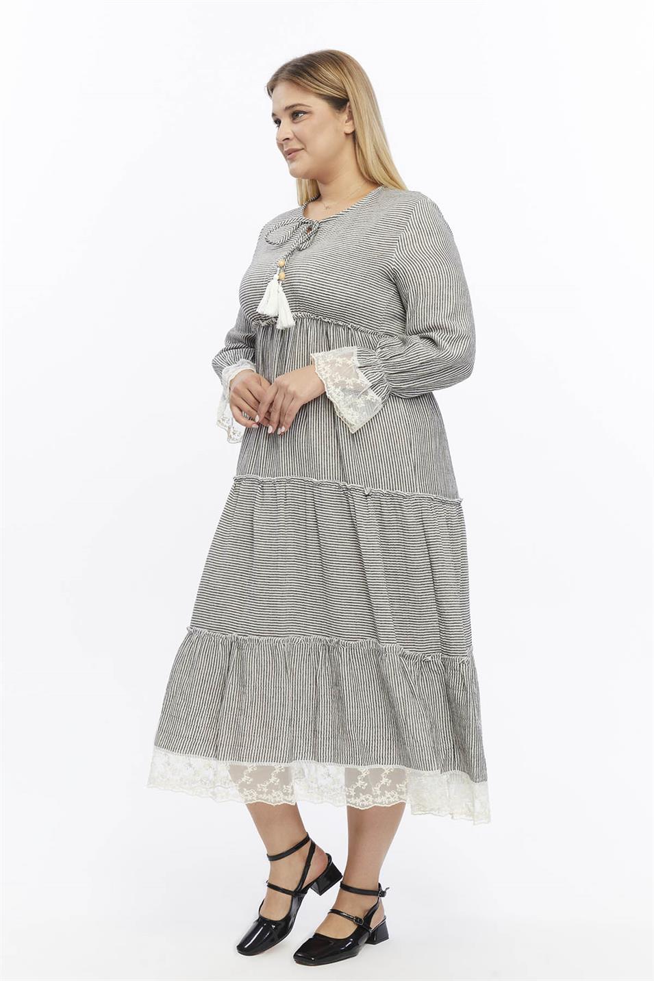 Çizgili Müslin Dantel Detaylı Elbise Siyah