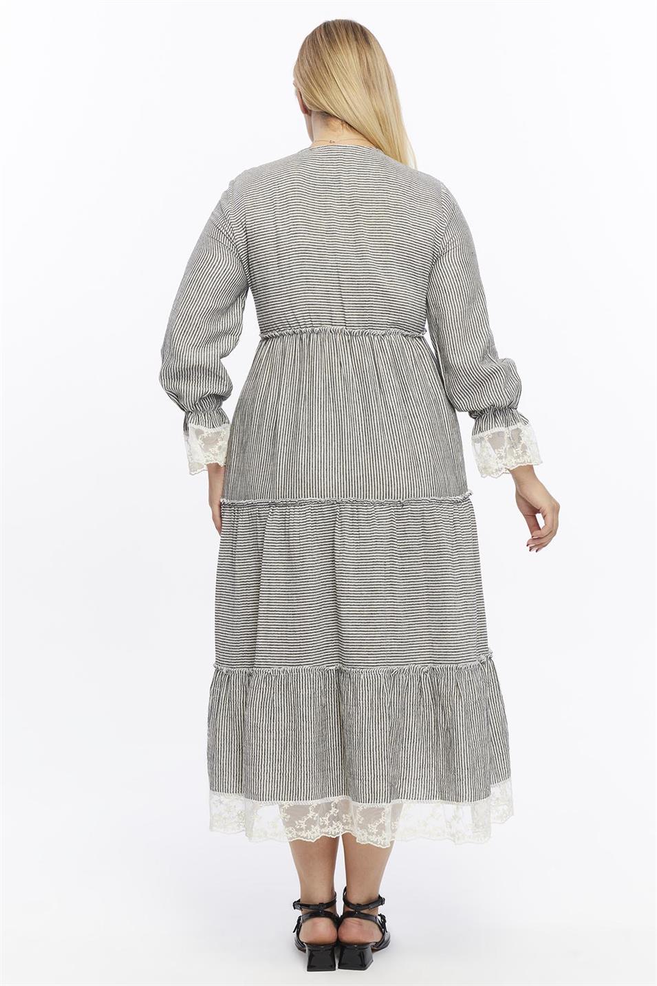 Çizgili Müslin Dantel Detaylı Elbise Siyah