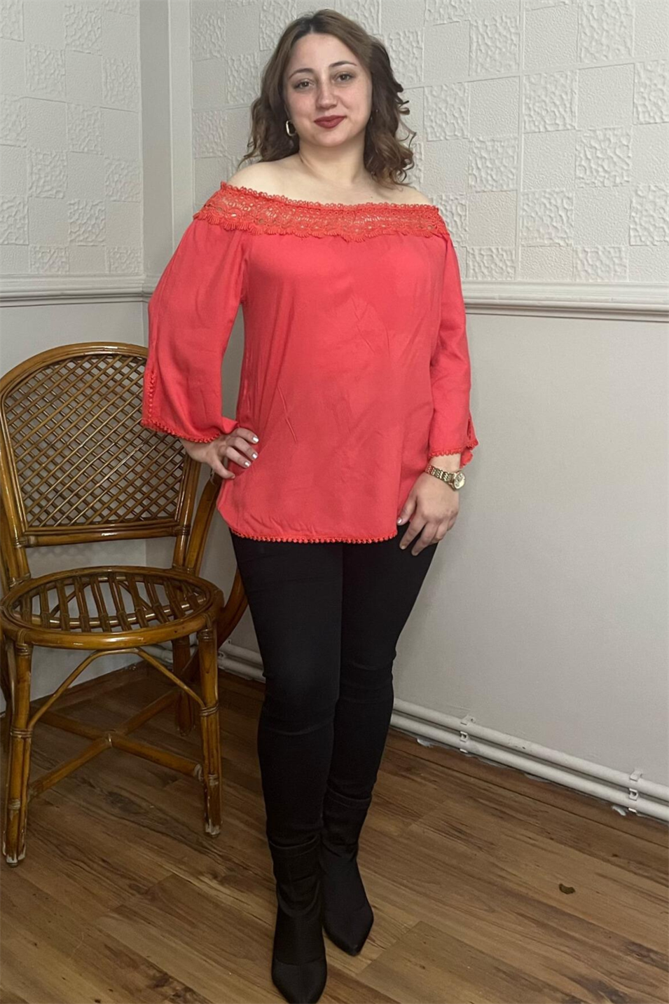 Dantel Yakalı Büyük Beden Bluz Mercan