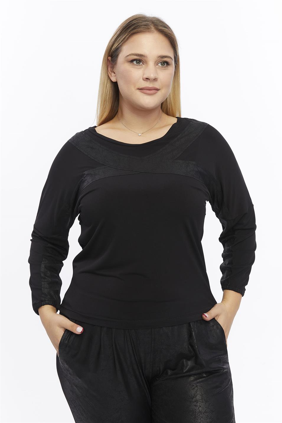 Önü Çapraz Deri Detaylı Büyük Beden Bluz Siyah